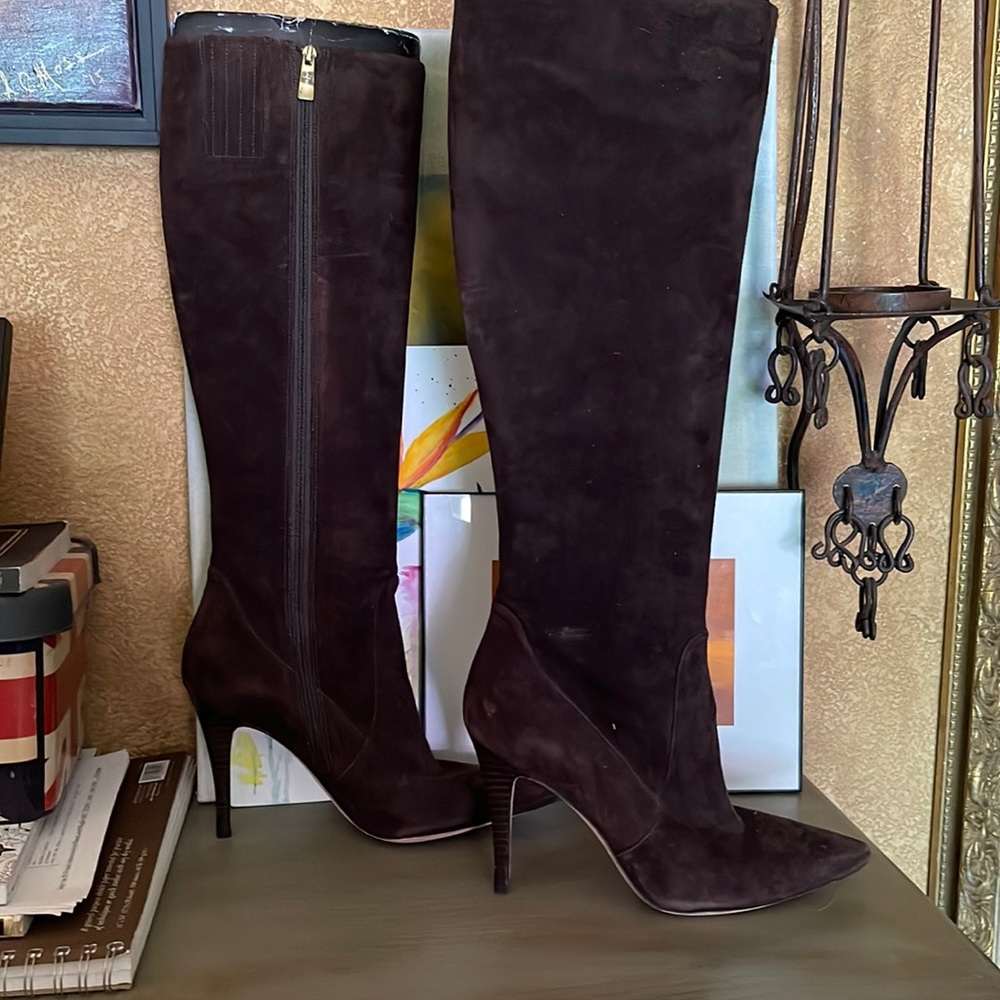 Beautiful Italian Made Tall Boots.